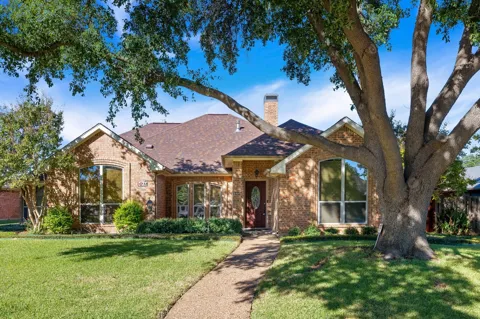 732 Greenway Drive