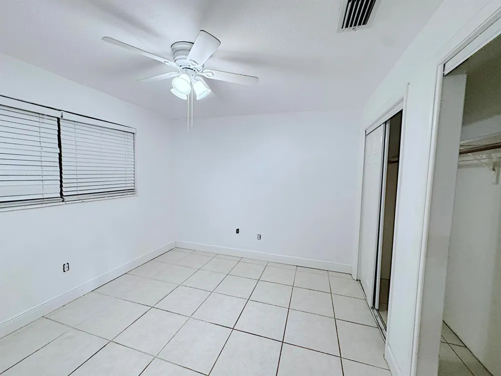 202 SE 3RD TERRACE #1 Dania Beach, FL 33004