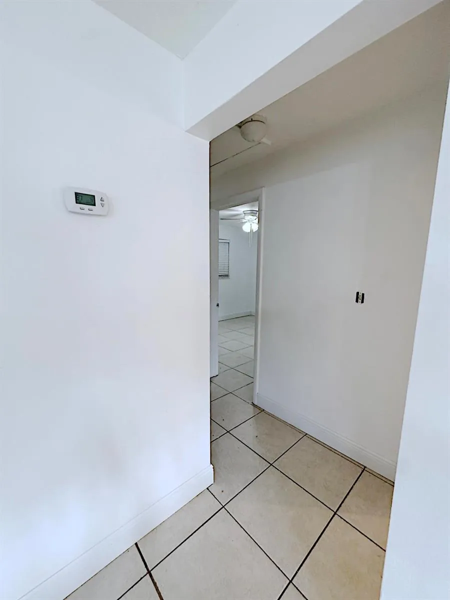 202 SE 3RD TERRACE #1 Dania Beach, FL 33004
