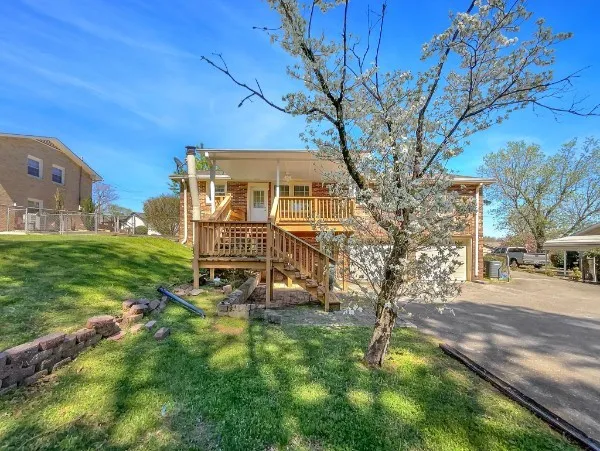 692 Atlanta Dr Hermitage, TN 37076
