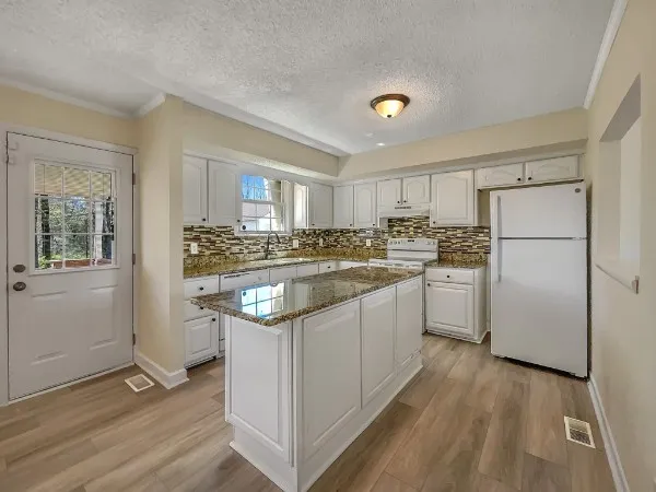 692 Atlanta Dr Hermitage, TN 37076