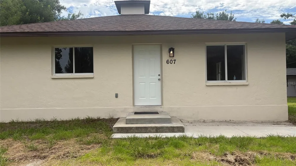607 2ND STREET NW Ruskin, FL 33570