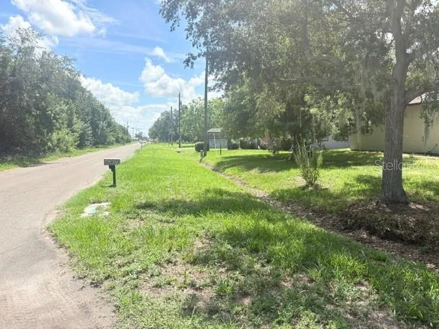 607 2ND STREET NW Ruskin, FL 33570