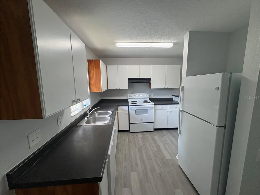 607 2ND STREET NW Ruskin, FL 33570
