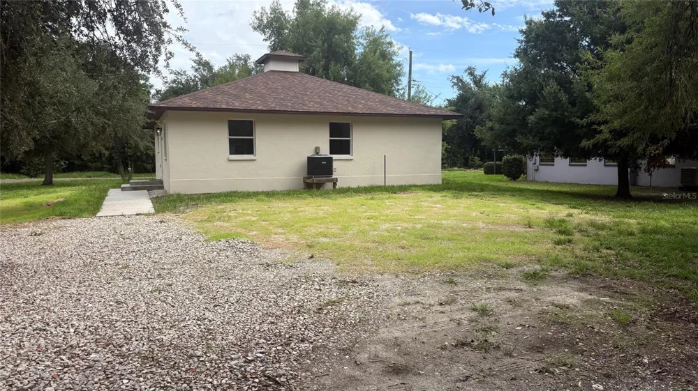 607 2ND STREET NW Ruskin, FL 33570