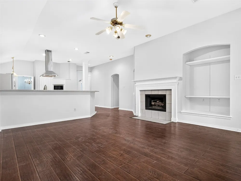 456 Ridge Meade Drive Lewisville, TX 75067