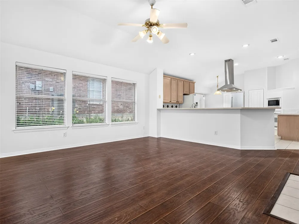 456 Ridge Meade Drive Lewisville, TX 75067