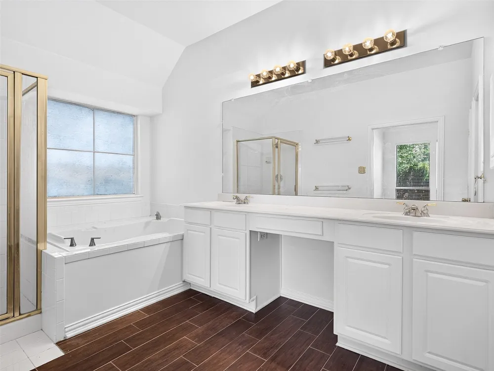 456 Ridge Meade Drive Lewisville, TX 75067