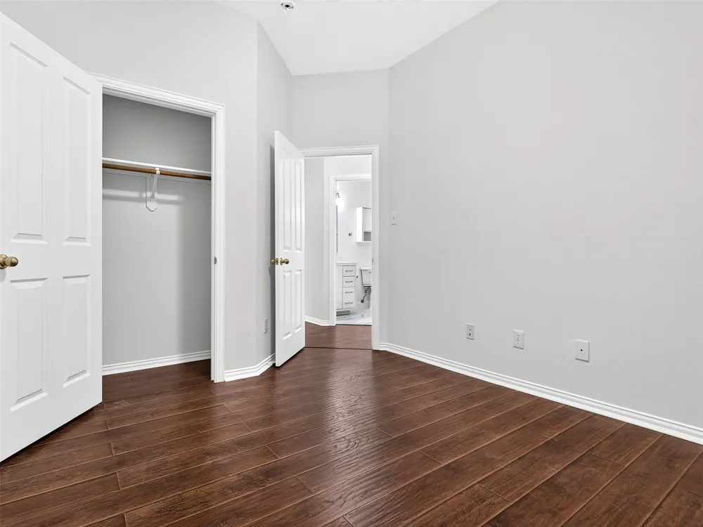 456 Ridge Meade Drive Lewisville, TX 75067