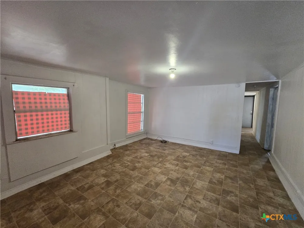 313 Commerce Street Marlin, TX 76661