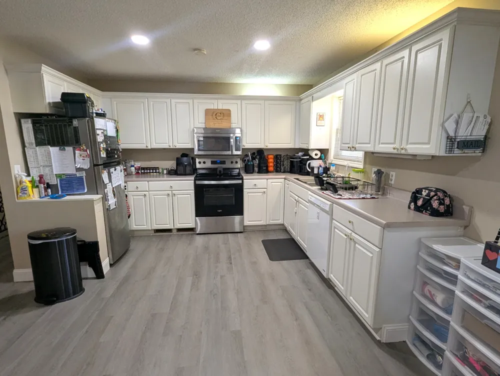 1208 E Blythe St Paris, TN 38242