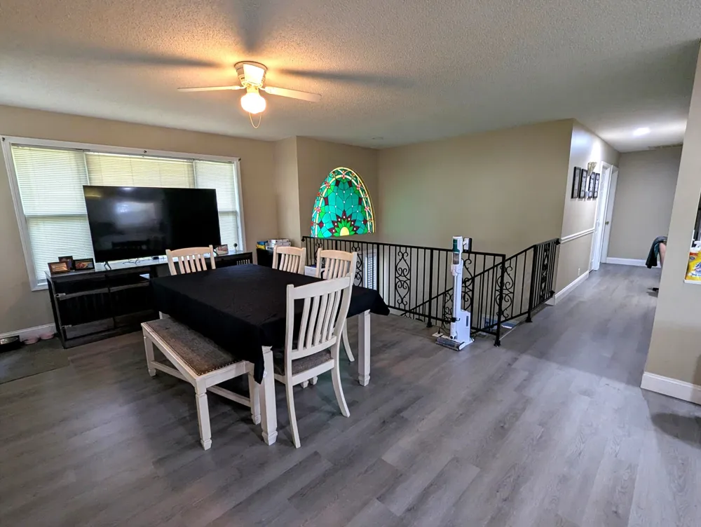 1208 E Blythe St Paris, TN 38242