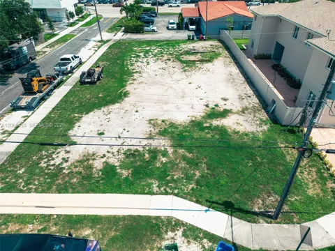 1000 NW 4 Ave
