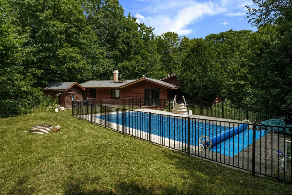 5354 Cedar Valley Road Long Lake Township, MI 49684