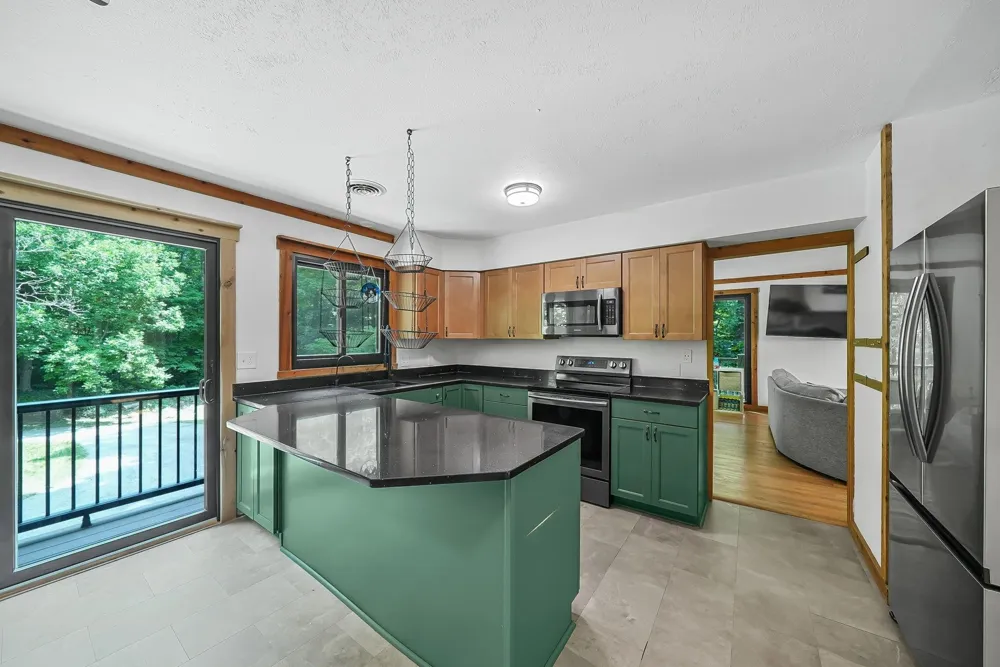 5354 Cedar Valley Road Long Lake Township, MI 49684