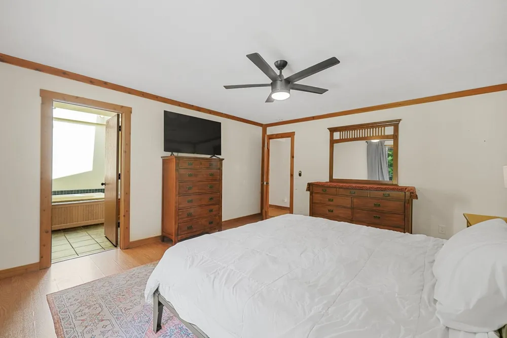 5354 Cedar Valley Road Long Lake Township, MI 49684