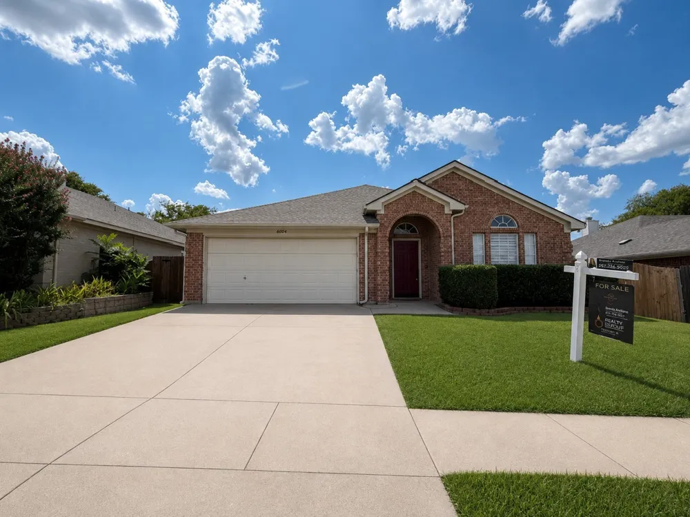 6004 Summerfield Arlington, TX 76018
