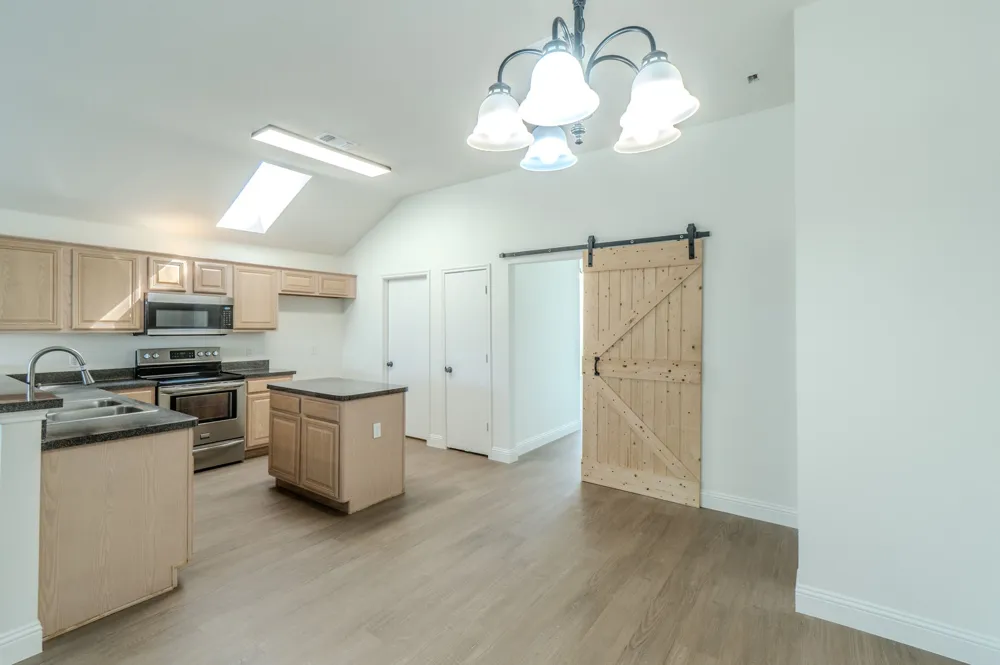 6004 Summerfield Arlington, TX 76018