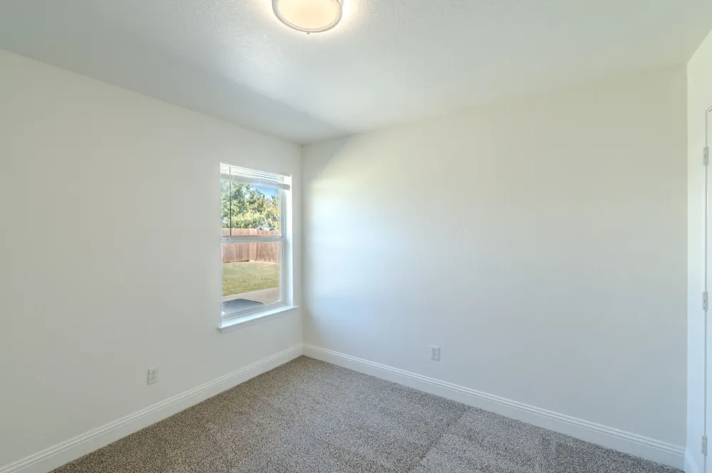 6004 Summerfield Arlington, TX 76018