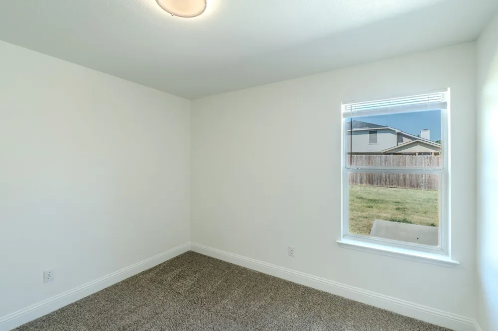 6004 Summerfield Arlington, TX 76018
