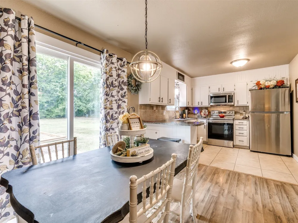 22 Linda Street Kiefer, OK 74041
