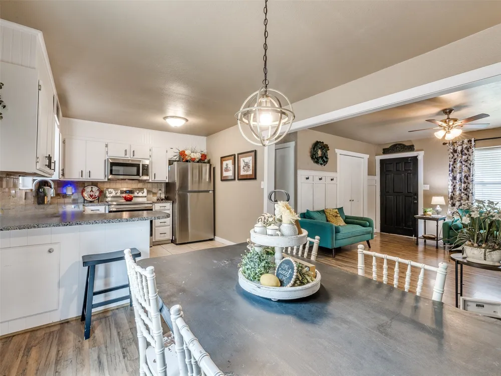 22 Linda Street Kiefer, OK 74041