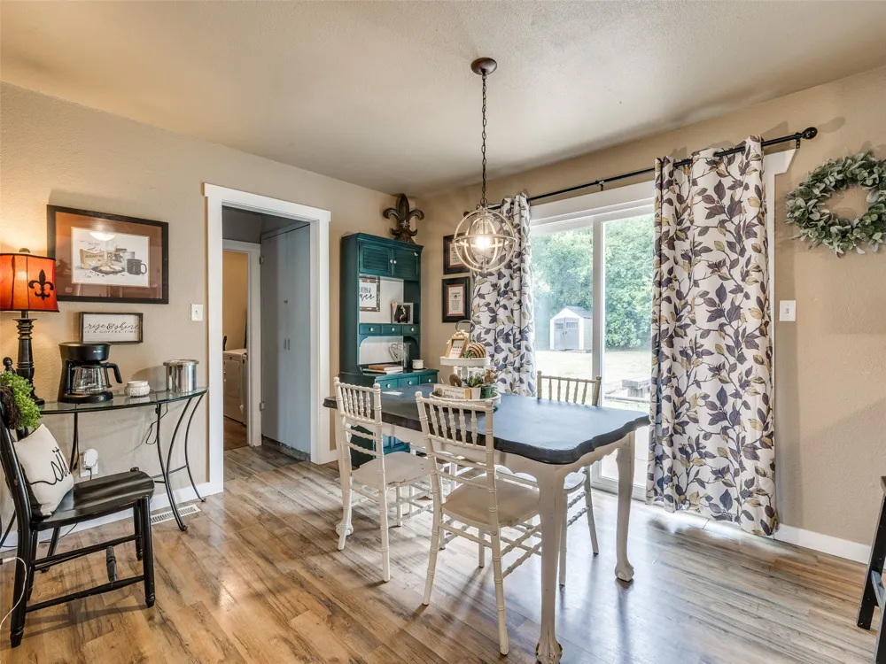 22 Linda Street Kiefer, OK 74041