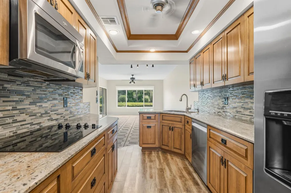 6165 S MIRROR LAKE DRIVE #106 Sebastian, FL 32958