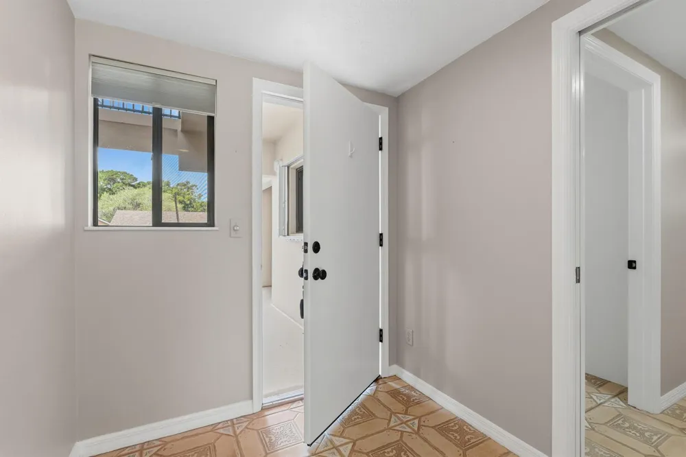 6165 S MIRROR LAKE DRIVE #106 Sebastian, FL 32958