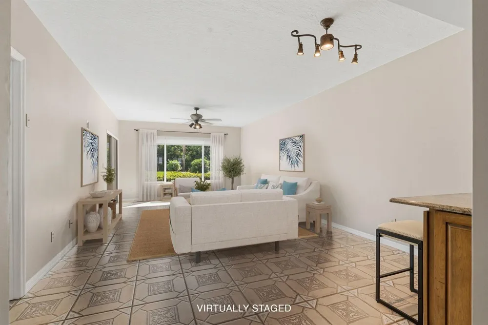 6165 S MIRROR LAKE DRIVE #106 Sebastian, FL 32958