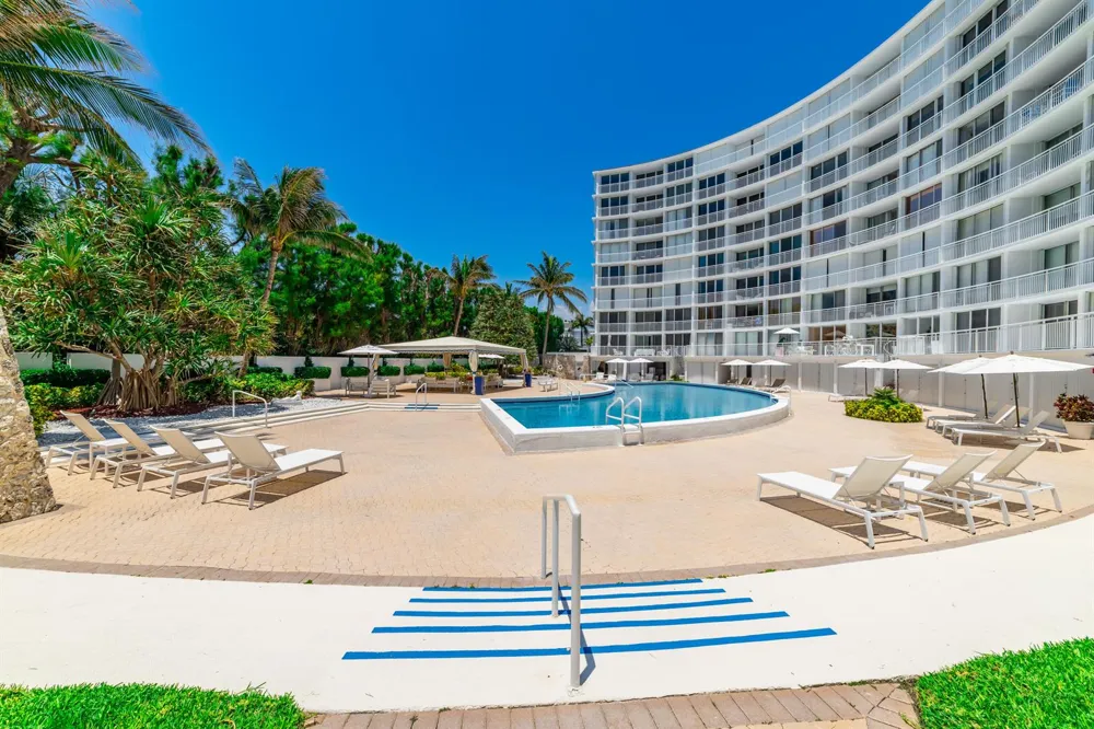 2780 S OCEAN BOULEVARD #509 Palm Beach, FL 33480