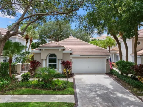 21 Grand Bay Circle