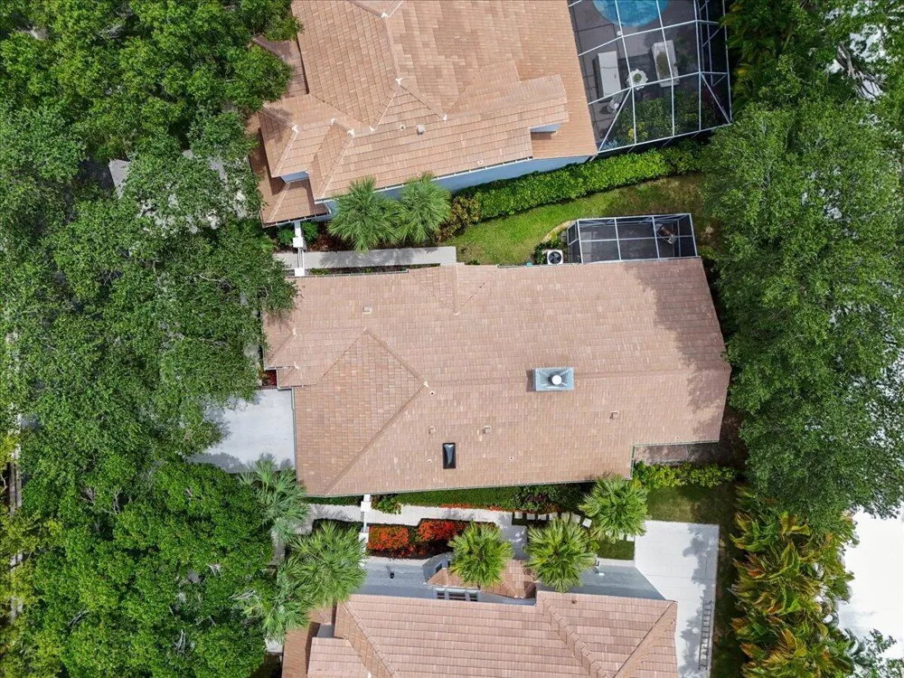 21 Grand Bay Circle Juno Beach, FL 33408