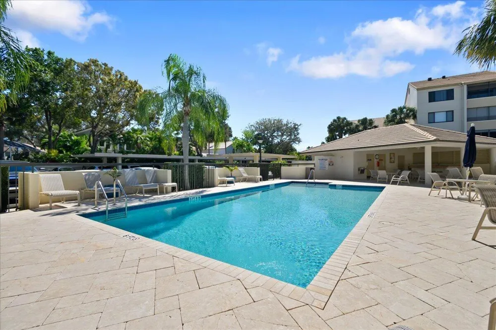 21 Grand Bay Circle Juno Beach, FL 33408
