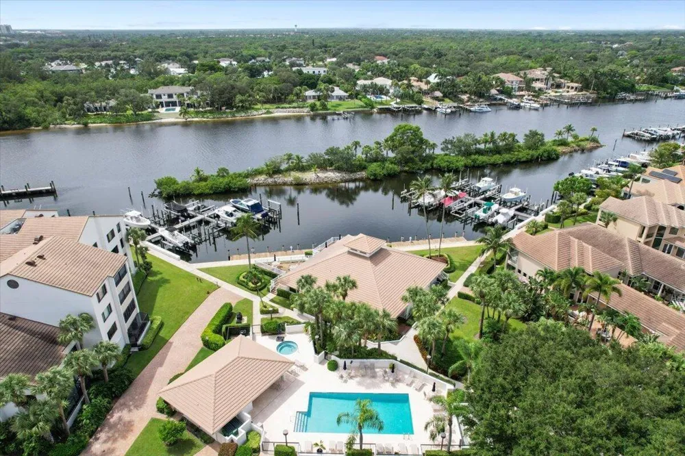 21 Grand Bay Circle Juno Beach, FL 33408