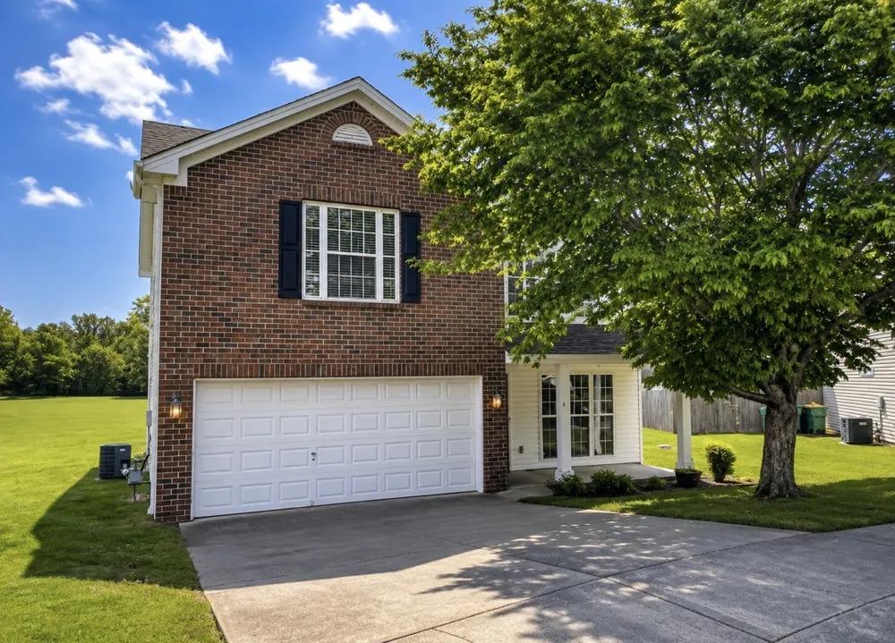2009 McCrory Pl Spring Hill, TN 37174