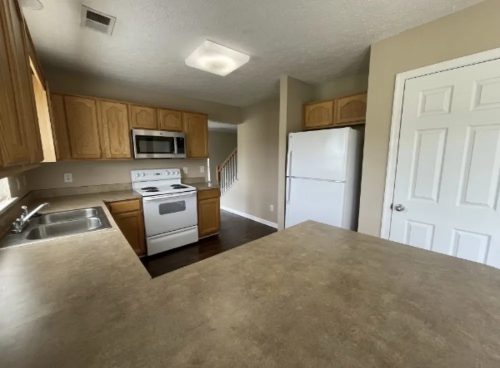 2009 McCrory Pl Spring Hill, TN 37174