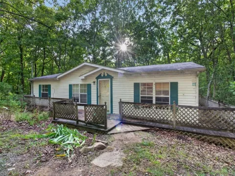 156 Mulberry Circle