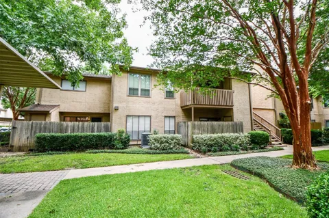 5001 Lamonte Lane #116