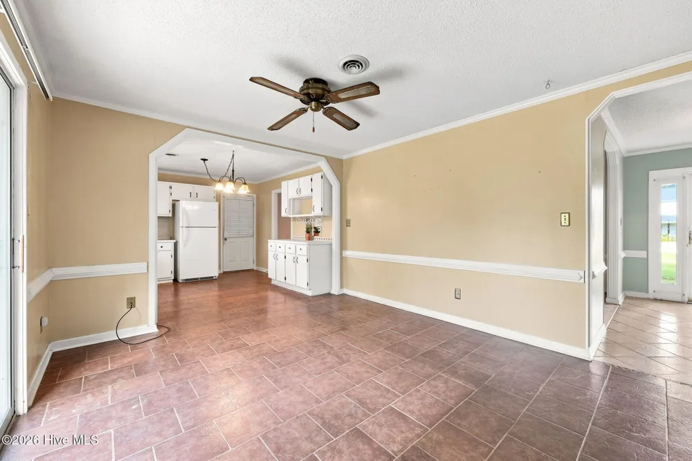 3605 Plantation Road Morehead City, NC 28557