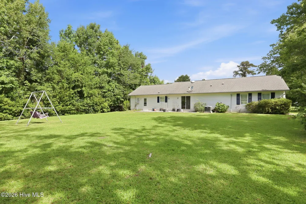 3605 Plantation Road Morehead City, NC 28557