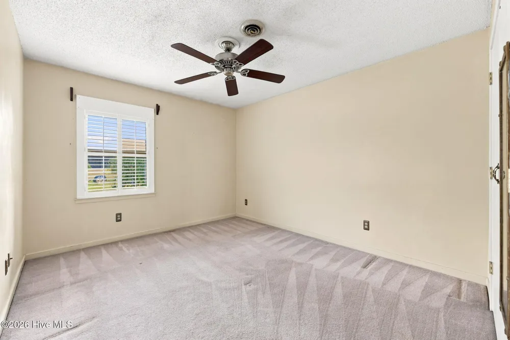 3605 Plantation Road Morehead City, NC 28557