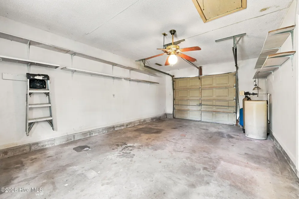 3605 Plantation Road Morehead City, NC 28557