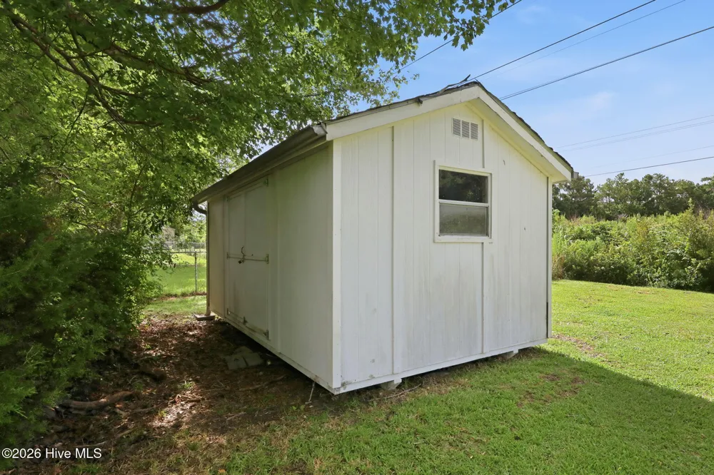 3605 Plantation Road Morehead City, NC 28557