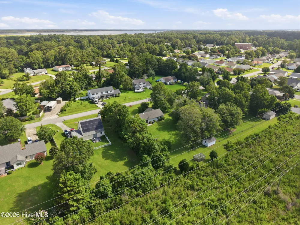 3605 Plantation Road Morehead City, NC 28557