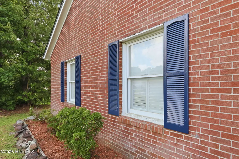 3605 Plantation Road Morehead City, NC 28557