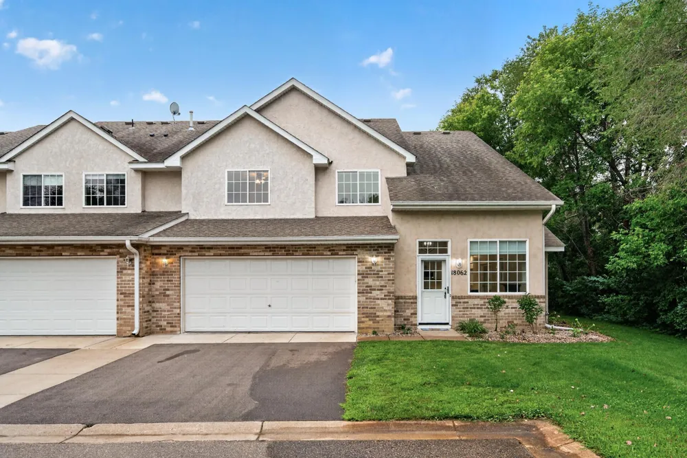 18062 Vance Circle NW Elk River, MN 55330