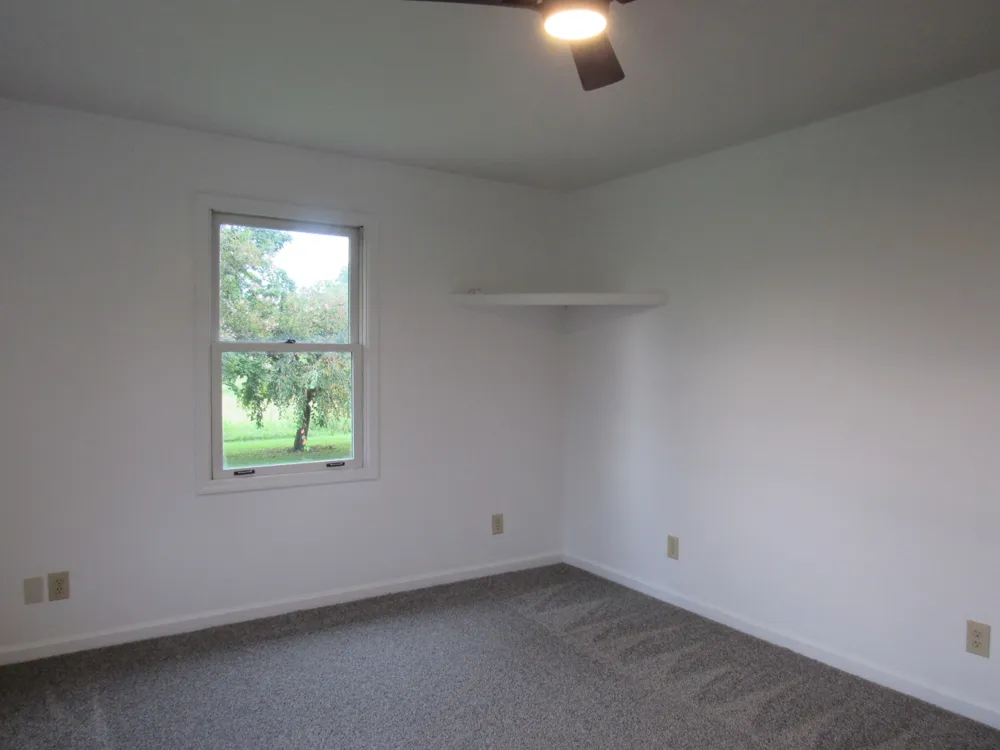 548 Cooper Dr McMinnville, TN 37110