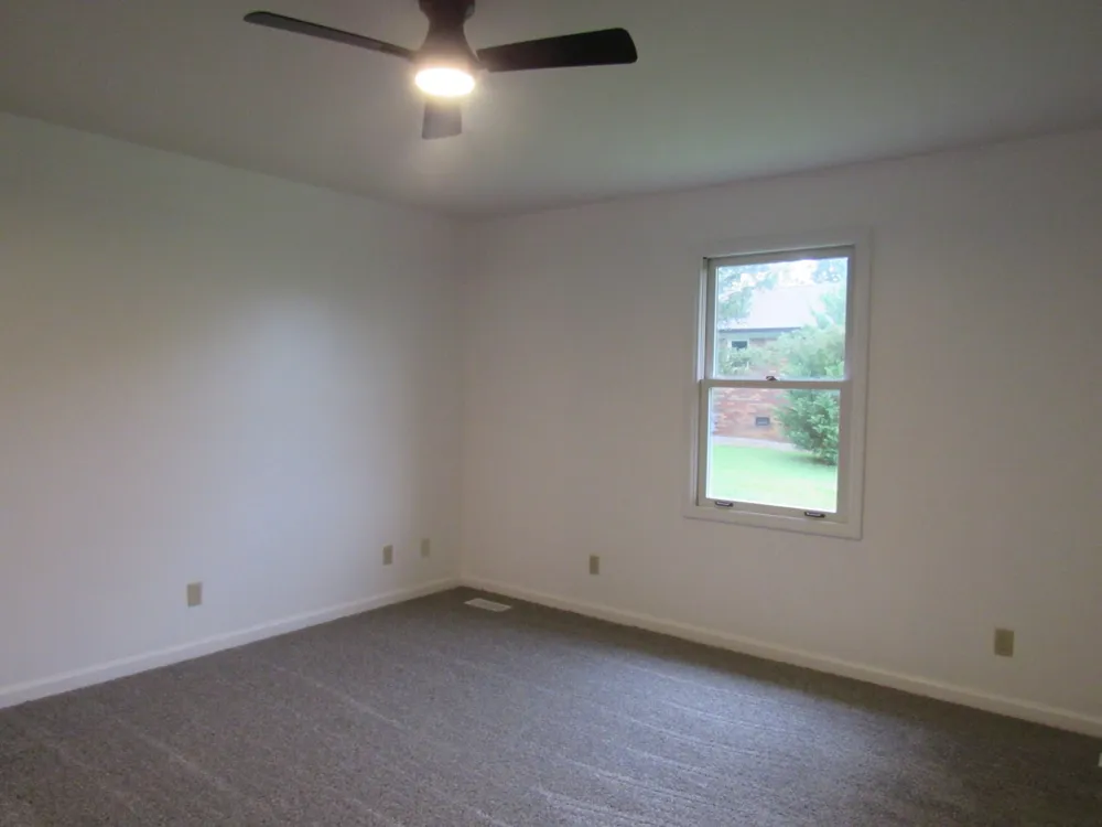 548 Cooper Dr McMinnville, TN 37110