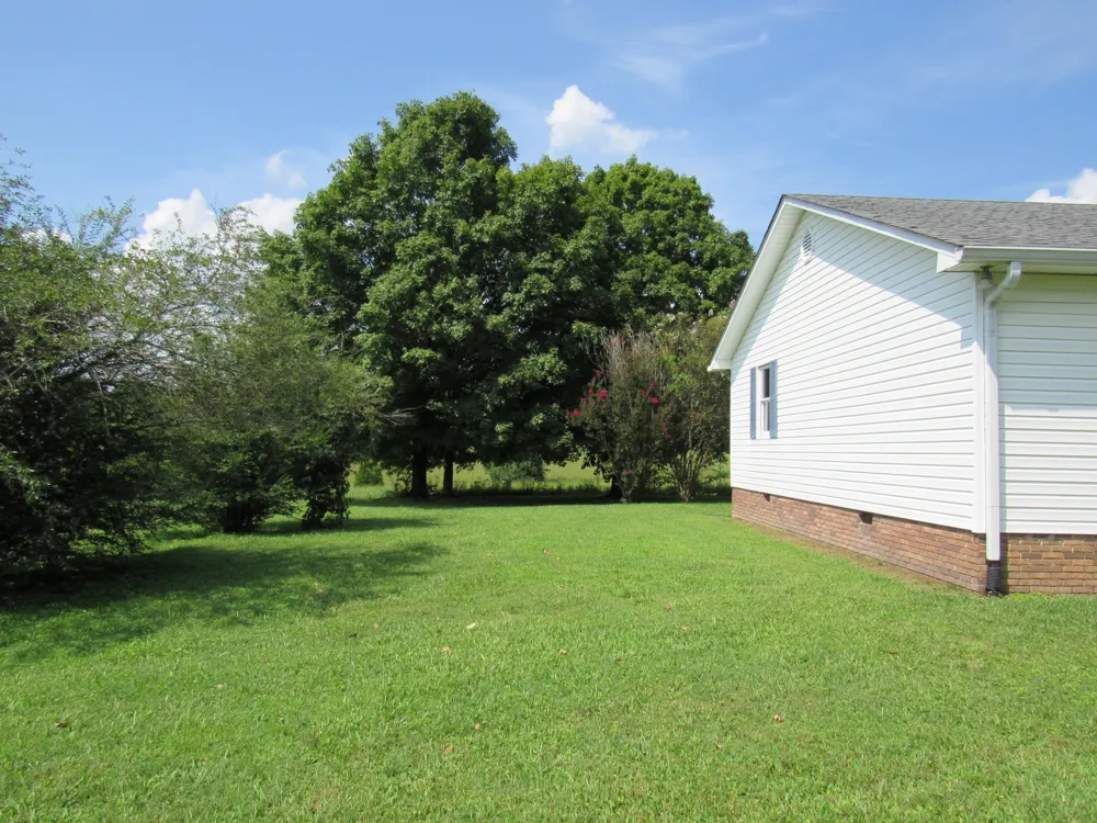 548 Cooper Dr McMinnville, TN 37110